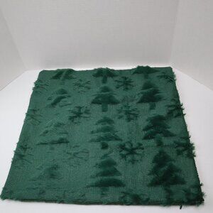 Christmas tree snow Decorative Pillow Cover Throw Pillowcase Plush green 18x18